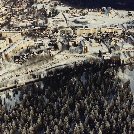 豪斯希泽布格公寓