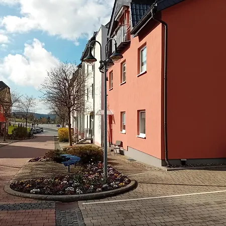 アパート Haus Hinzberg オーバーホーフ